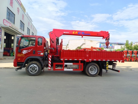 重汽王牌小黃牌上裝長興5噸4節(jié)臂隨車吊機